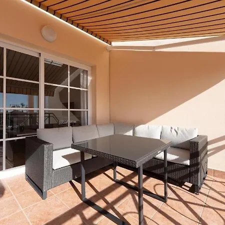 Terrace & Pool Hideaway Appartamento